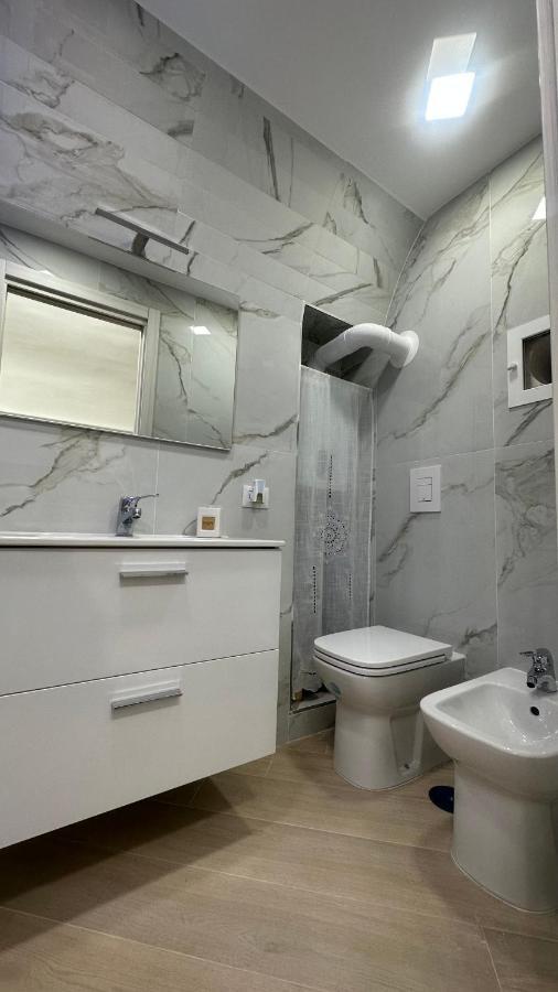 Dimorando Su Una Stella Apartment Naples
